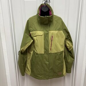 L.L. Bean Women's Carrabassett‎ Ski Jacket In Green And Pink Insulated - Large